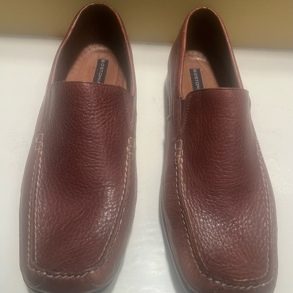 Bostonian shoes size 12